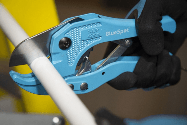 Bluespot Ratchet Pipe Cutter PVC Plastic Tube Plumbing Tool 42 mm